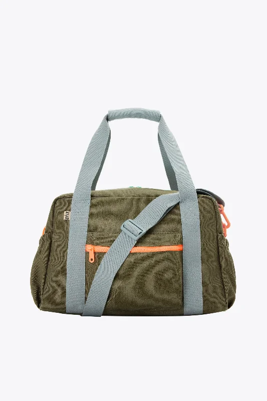 The Kids Duffle in Olive