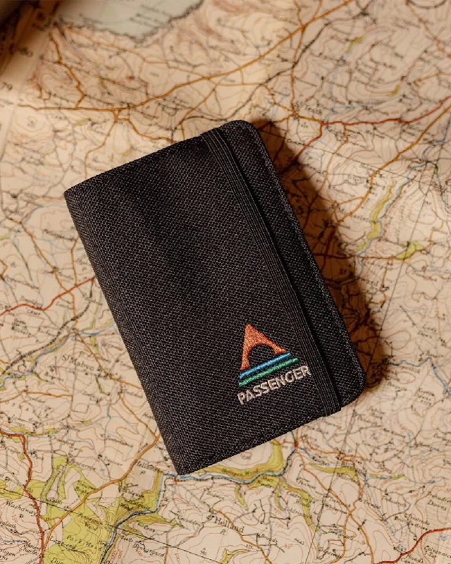 Essentials Recycled Wallet - Black