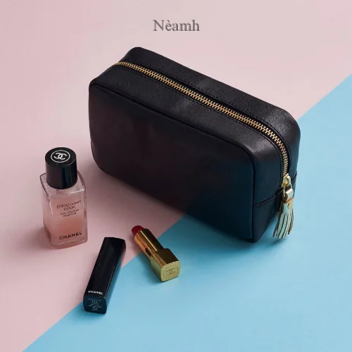 Queen Bee Leather Tassel Make-Up Bag